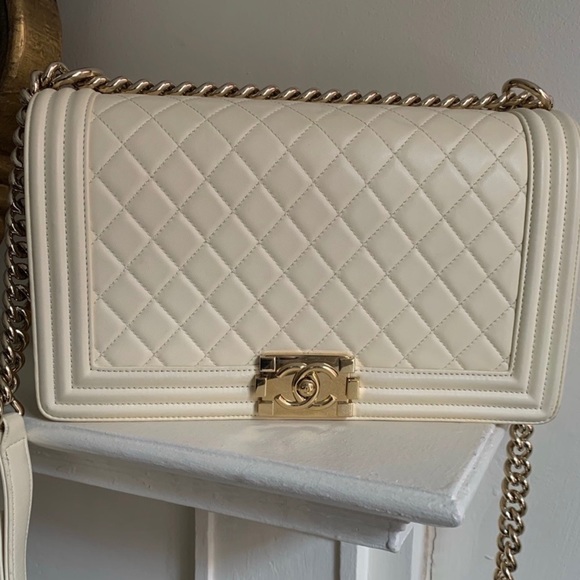 Chanel Lambskin Ivory Boy Bag - Picture 6 of 8